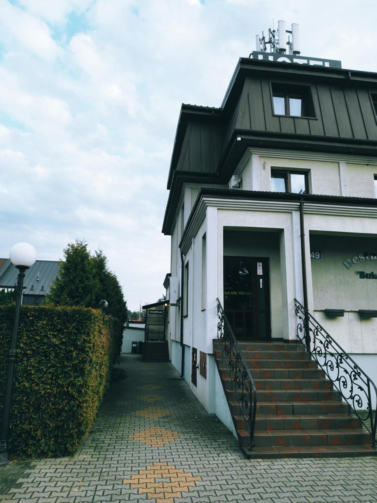 Hotel Bukowiec Legionowo Extérieur photo