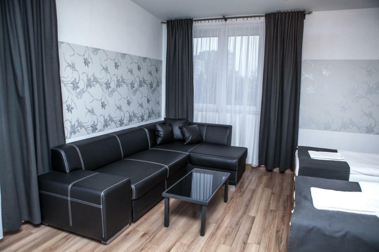Hotel Bukowiec Legionowo Extérieur photo