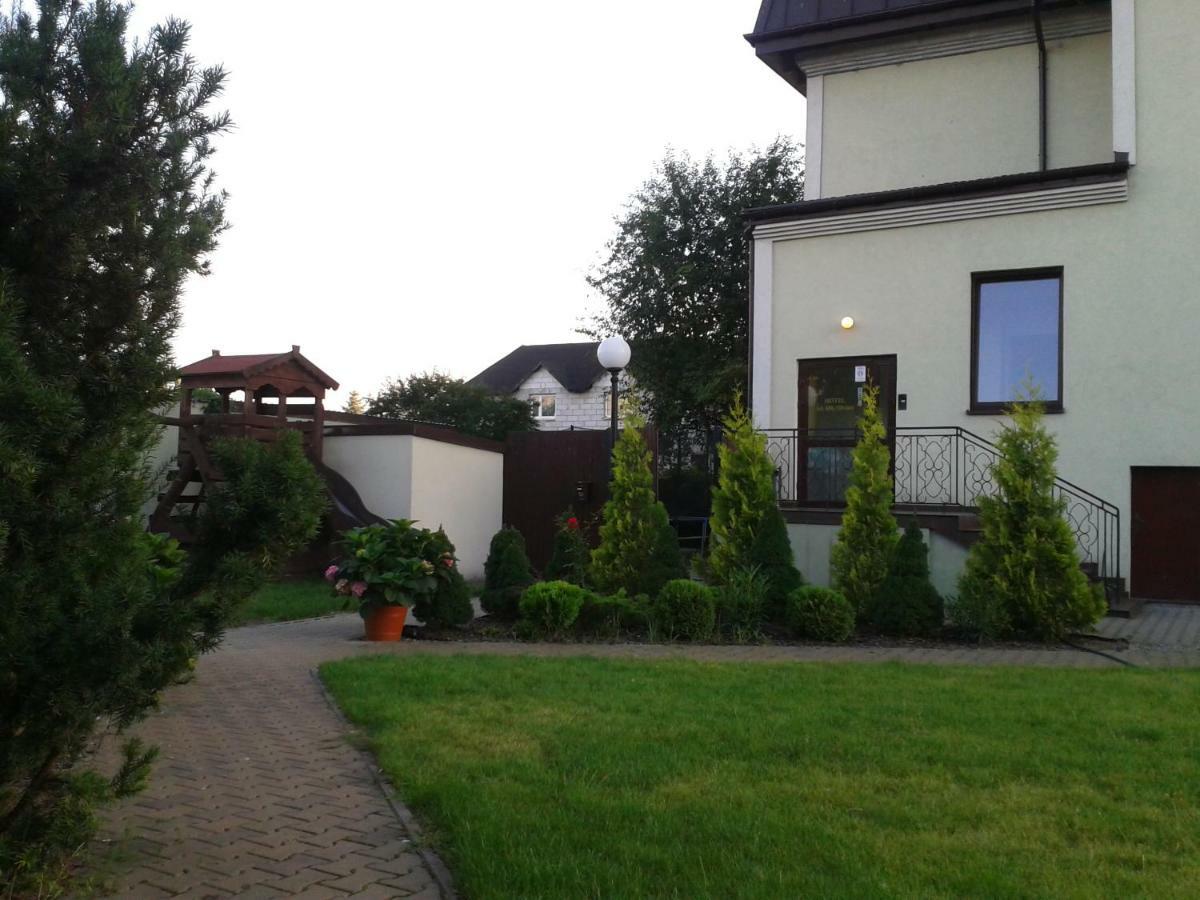 Hotel Bukowiec Legionowo Extérieur photo
