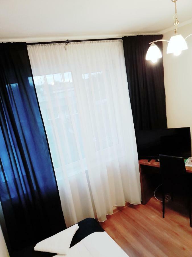 Hotel Bukowiec Legionowo Extérieur photo