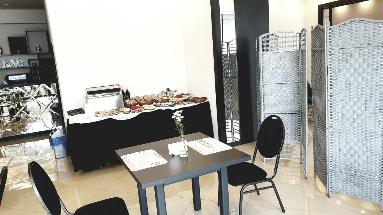 Hotel Bukowiec Legionowo Extérieur photo